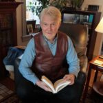 Pulitzer-Prize winning editorial cartoonist David Horsey tells stories in long hand with his novel “Beach of Stars”